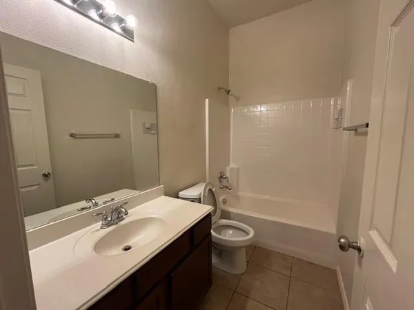 $2,200 | 3813 Gregory Drive, McKinney, TX 75071