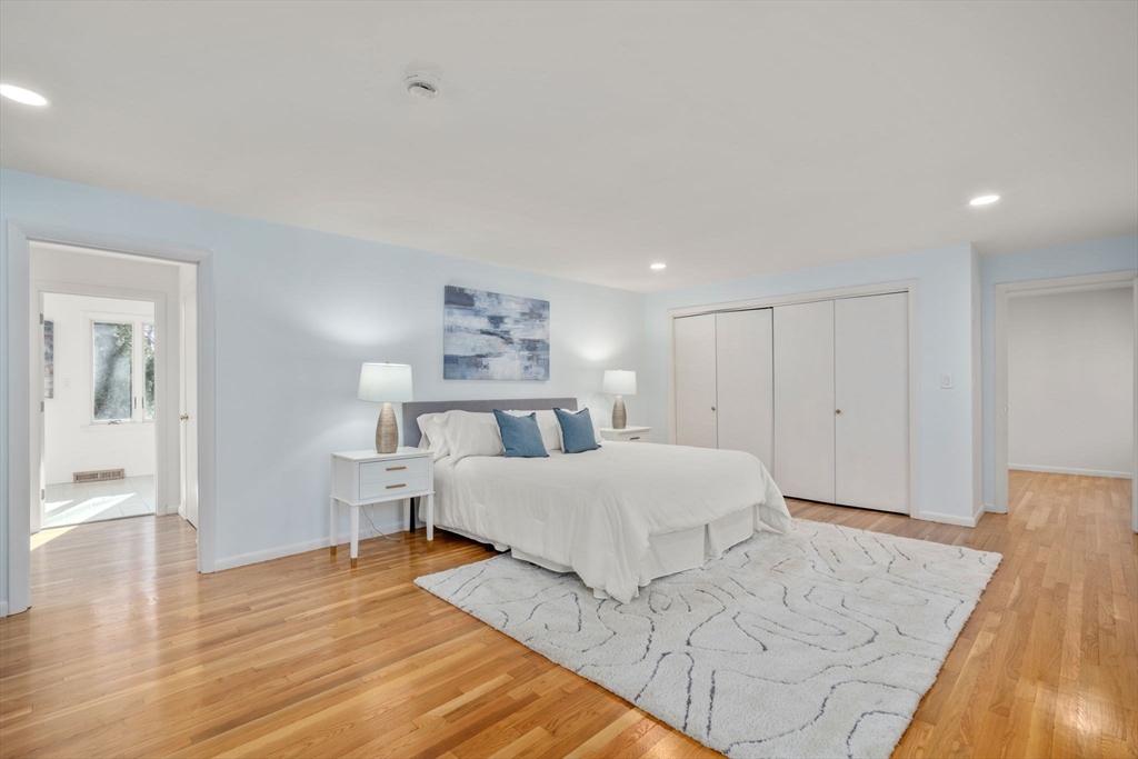 183 Kings Grant Road Weston, MA 02493 - Photo 17 of 35