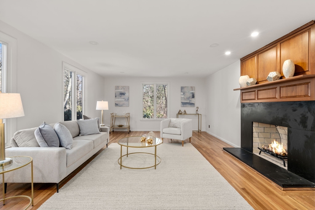 183 Kings Grant Road Weston, MA 02493 - Photo 2 of 35