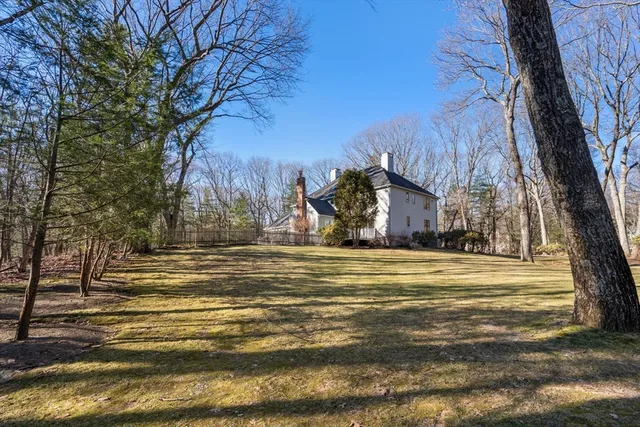 $2,650,000 | 183 Kings Grant Road, Weston, MA 02493
