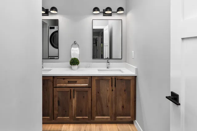 $798,000 | 121 Kayak View, Duluth, MN 55808