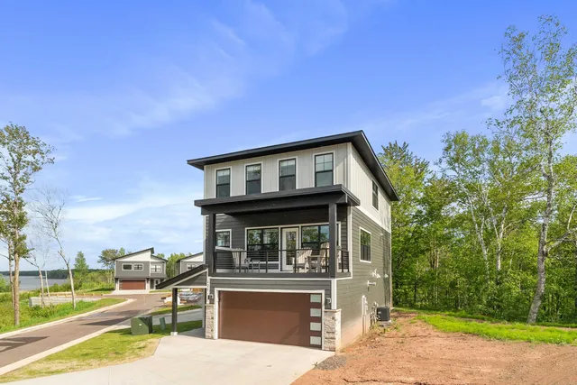 $798,000 | 121 Kayak View, Duluth, MN 55808