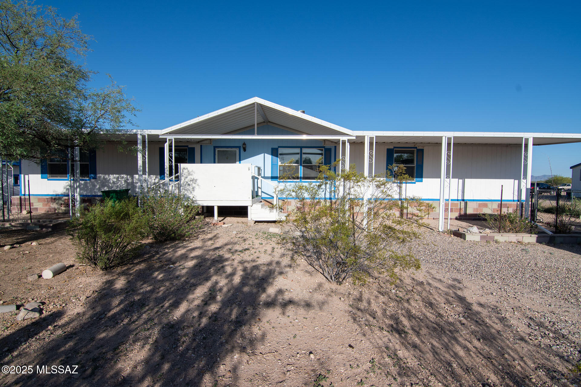 5538 East Hermans Road Tucson, AZ 85756 - Photo 1 of 32 Front