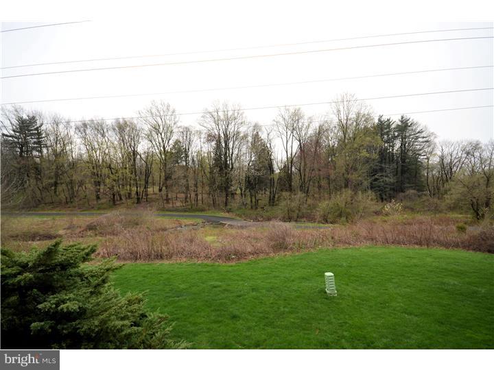 504 Whetstone Road Horsham, PA 19044 - Photo 22 of 23 View in Back