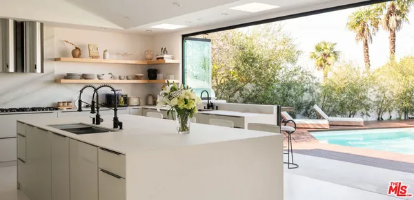 $3,995,000 | 3380 Scadlock Lane, Sherman Oaks, CA 91403