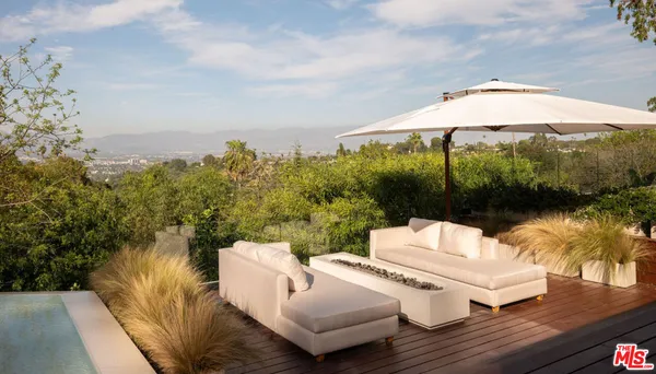 $3,995,000 | 3380 Scadlock Lane, Sherman Oaks, CA 91403