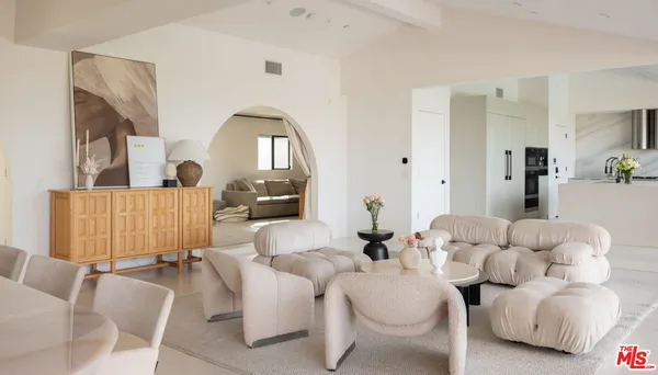 $3,995,000 | 3380 Scadlock Lane, Sherman Oaks, CA 91403