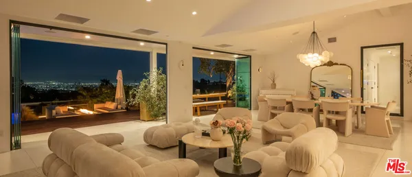 $3,995,000 | 3380 Scadlock Lane, Sherman Oaks, CA 91403