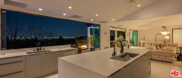 $3,995,000 | 3380 Scadlock Lane, Sherman Oaks, CA 91403
