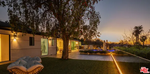 $3,995,000 | 3380 Scadlock Lane, Sherman Oaks, CA 91403