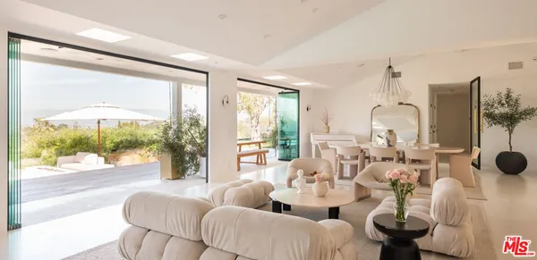 $3,995,000 | 3380 Scadlock Lane, Sherman Oaks, CA 91403