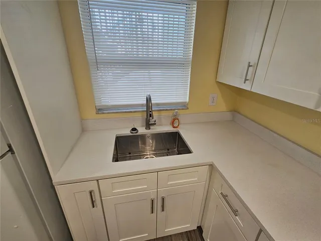 $1,600 | 2035 Alpine Road, Unit 4, Clearwater, FL 33755