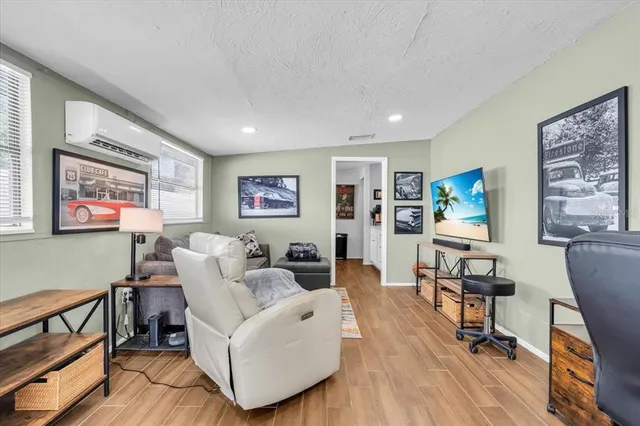 $419,000 | 719 35th Street West, Bradenton, FL 34205