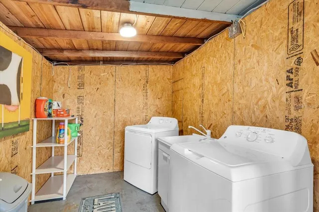 $419,000 | 719 35th Street West, Bradenton, FL 34205