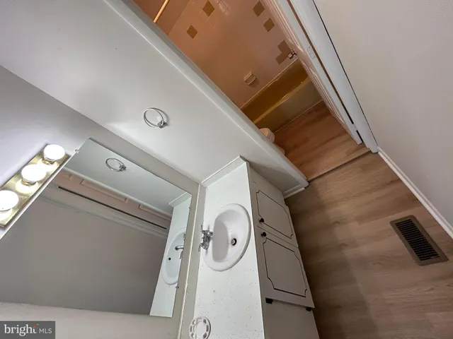 a view of washer and dryer