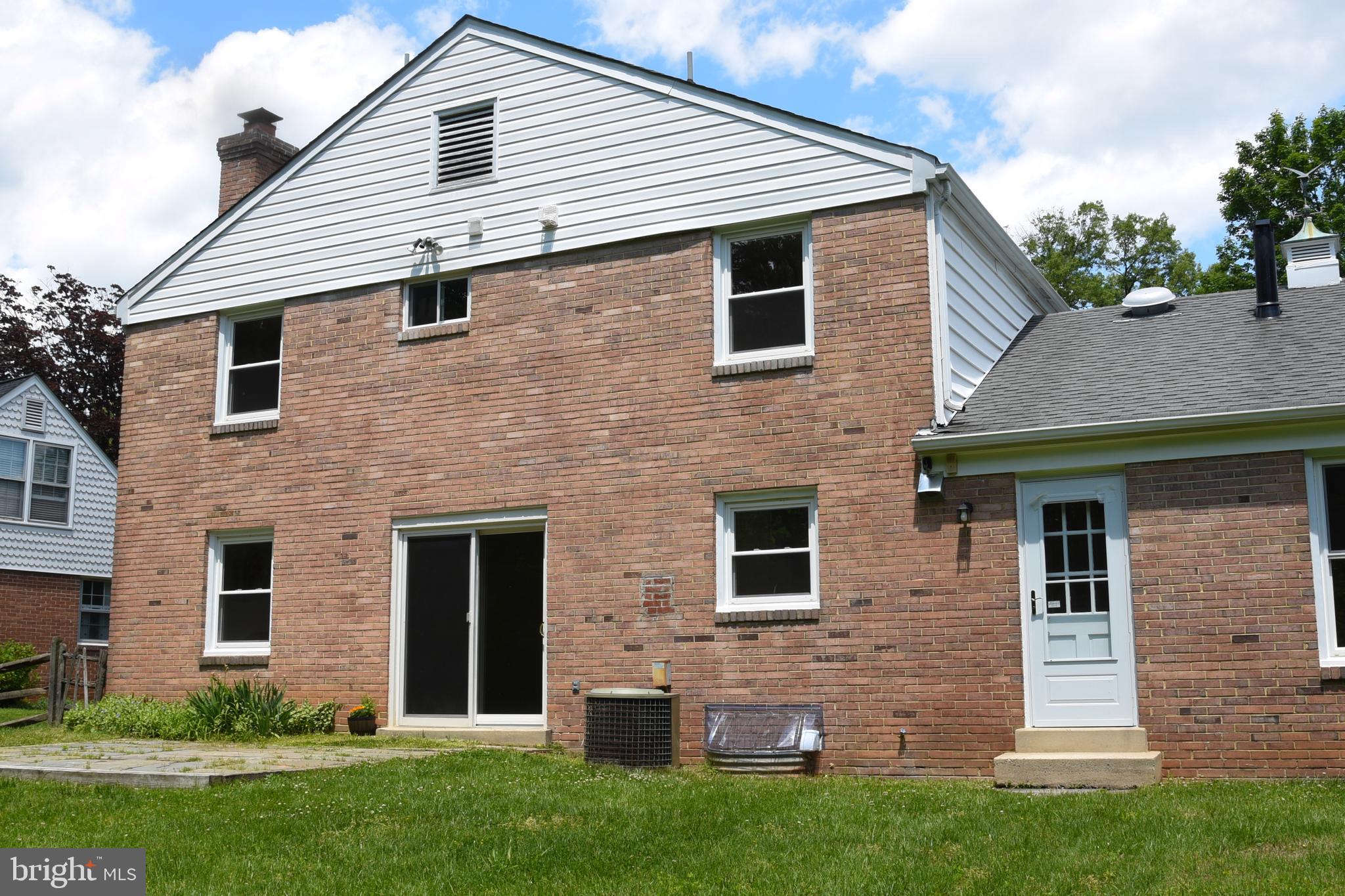 8404 Jeb Stuart Road Potomac, MD 20854 - Photo 28 of 28 Exterior Back