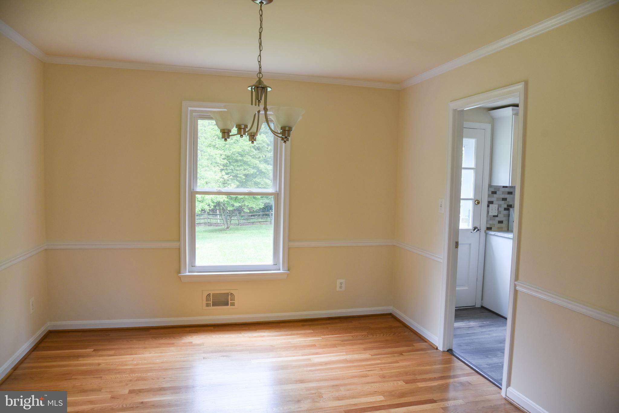 8404 Jeb Stuart Road Potomac, MD 20854 - Photo 9 of 28 Dining Room