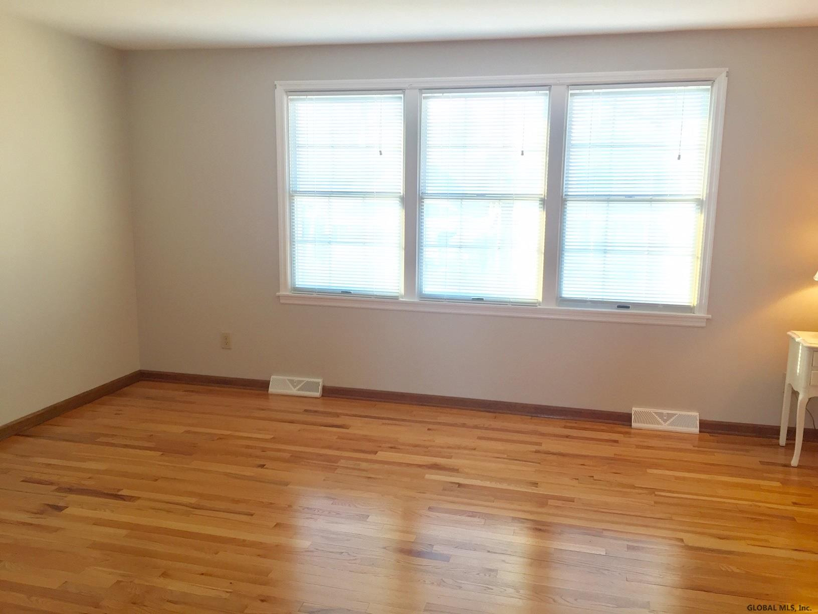 114 Osborne Road Colonie, NY 12205 - Photo 13 of 20 Photo 13