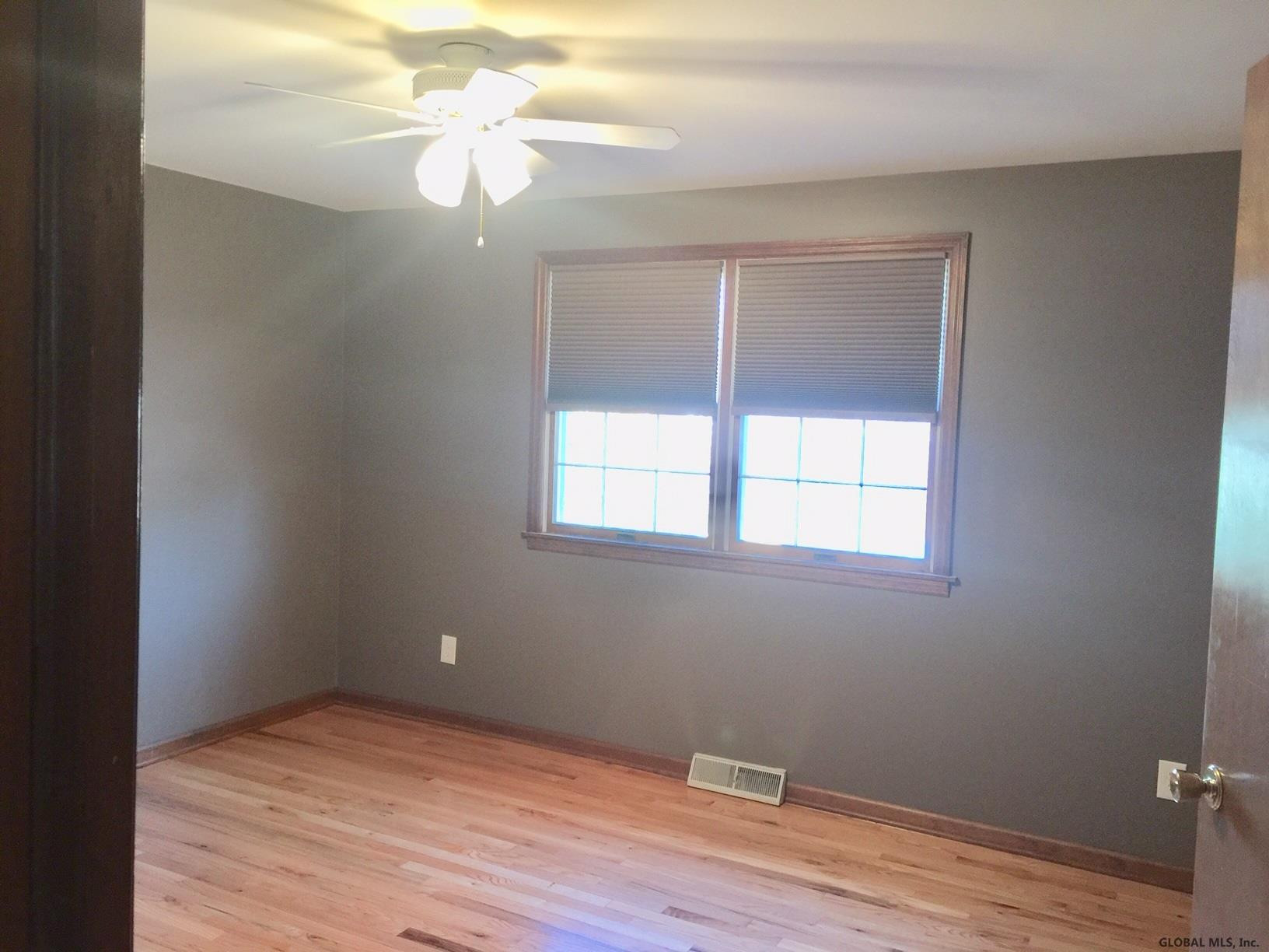 114 Osborne Road Colonie, NY 12205 - Photo 18 of 20 Photo 18