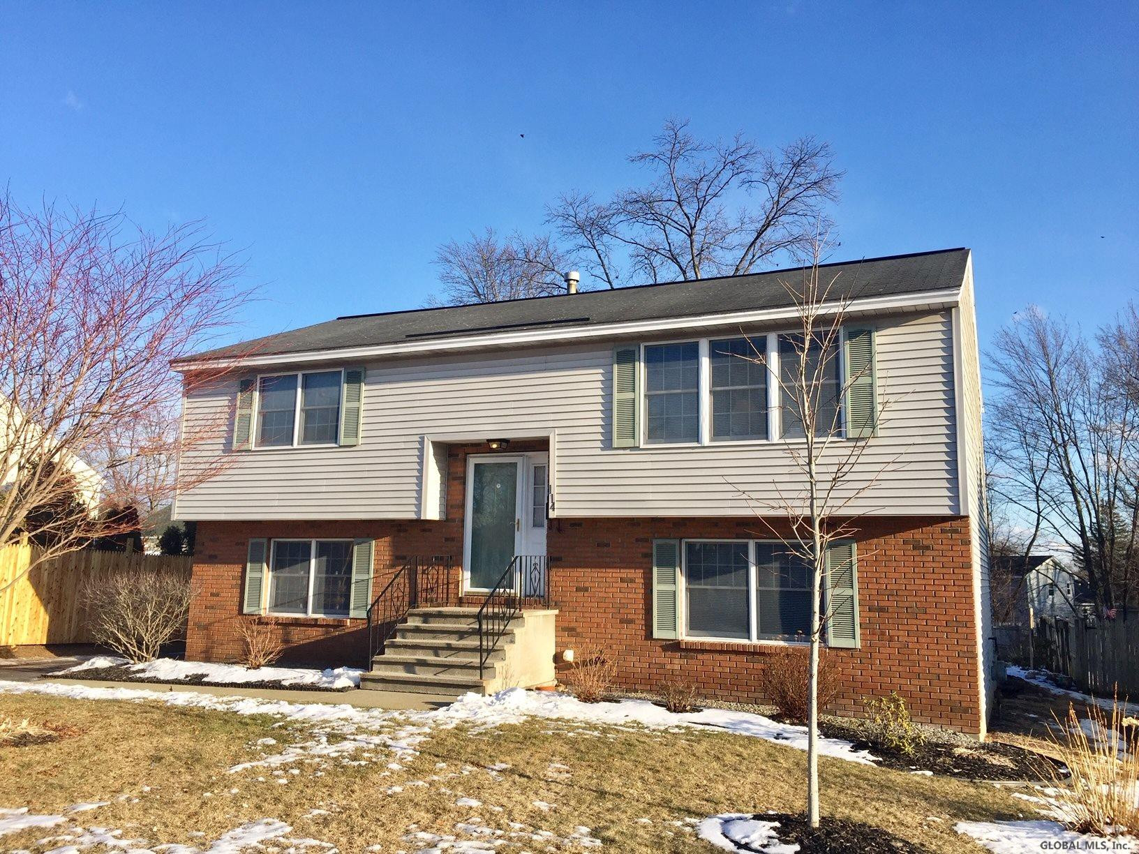 114 Osborne Road Colonie, NY 12205 - Photo 2 of 20 Photo 2