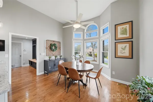 $849,000 | 4624 9th Street Northeast, Hickory, NC 28601