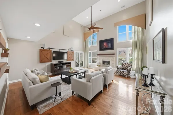 $849,000 | 4624 9th Street Northeast, Hickory, NC 28601