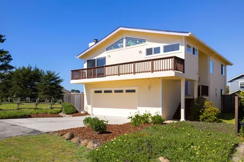 $1,599,000 | 121 Bernal Avenue, Moss Beach, CA 94038