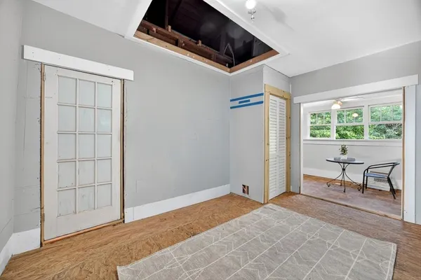 an empty room with windows