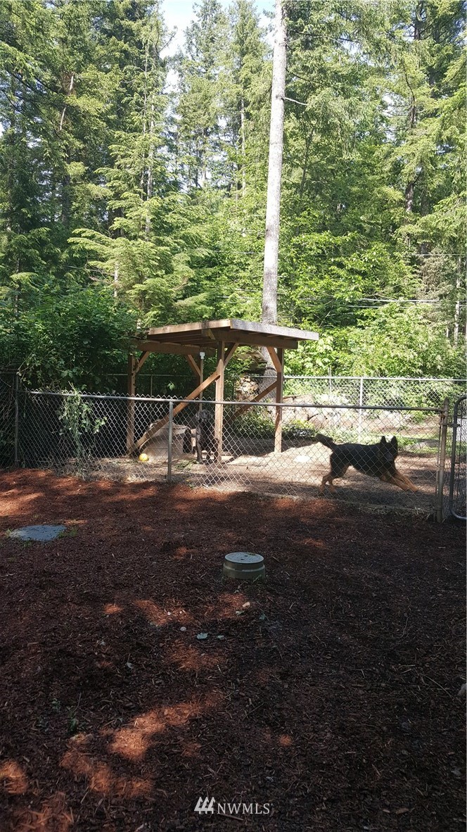 7877 Chateau Road Maple Falls, WA 98266 - Photo 12 of 17 Gallery Image 12