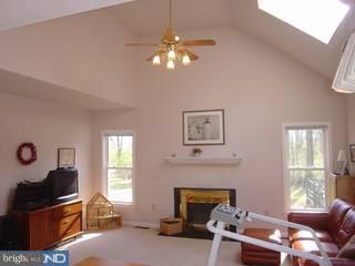 11 Mapleflower Road Glenmoore, PA 19343 - Photo 3 of 6 Gallery Image 3