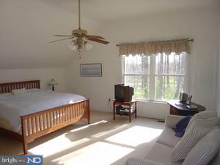 11 Mapleflower Road Glenmoore, PA 19343 - Photo 5 of 6 Gallery Image 5