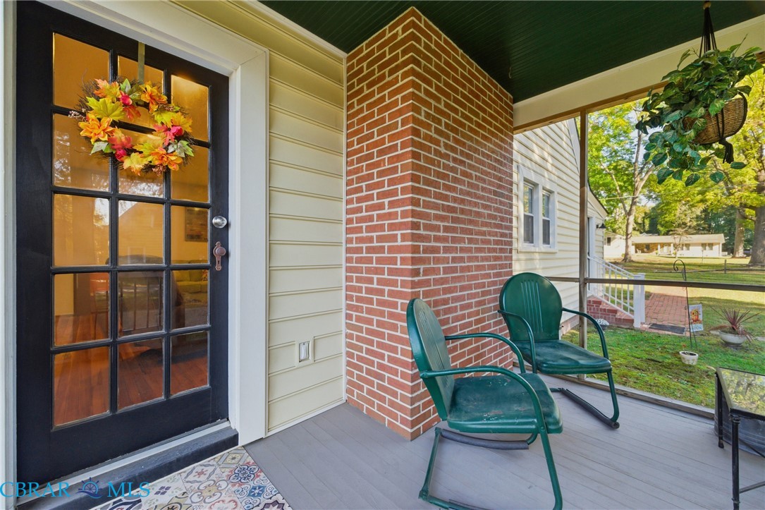 6837 Ware House Road Gloucester, VA 23061 - Photo 8 of 31 Screened porch