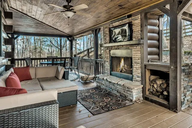 $649,000 | 116 Channing Ridge Road, Morganton, GA 30560