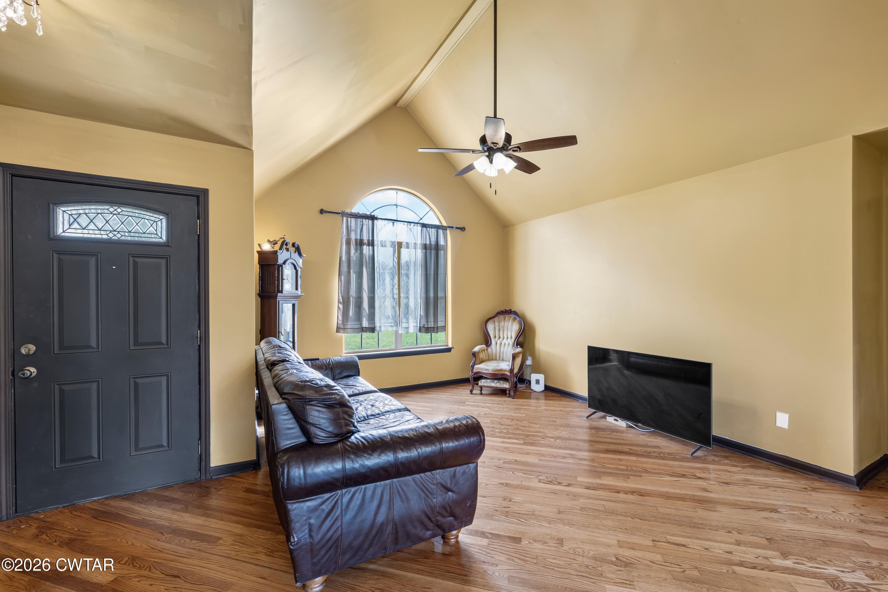 12057 Highway 19 E Ripley Tn 38063 East Ripley, TN 38063 - Photo 7 of 23 12057 living3
