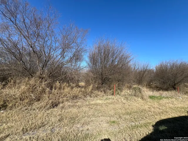 $80,000 | 0 East Fm 791, Campbellton, TX 78008