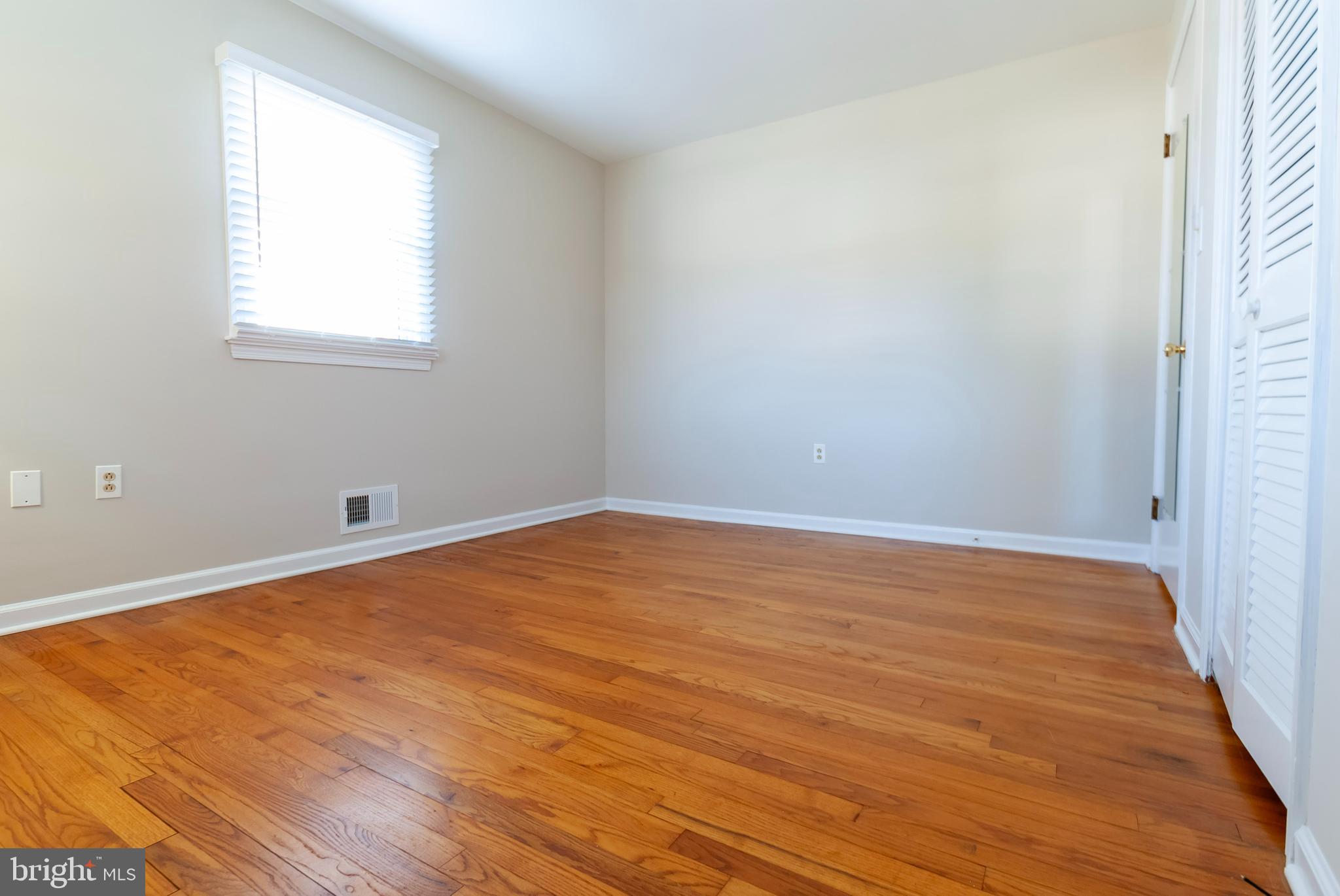 23 Doreen Road Hamilton, NJ 08690 - Photo 13 of 41 Bedroom 1