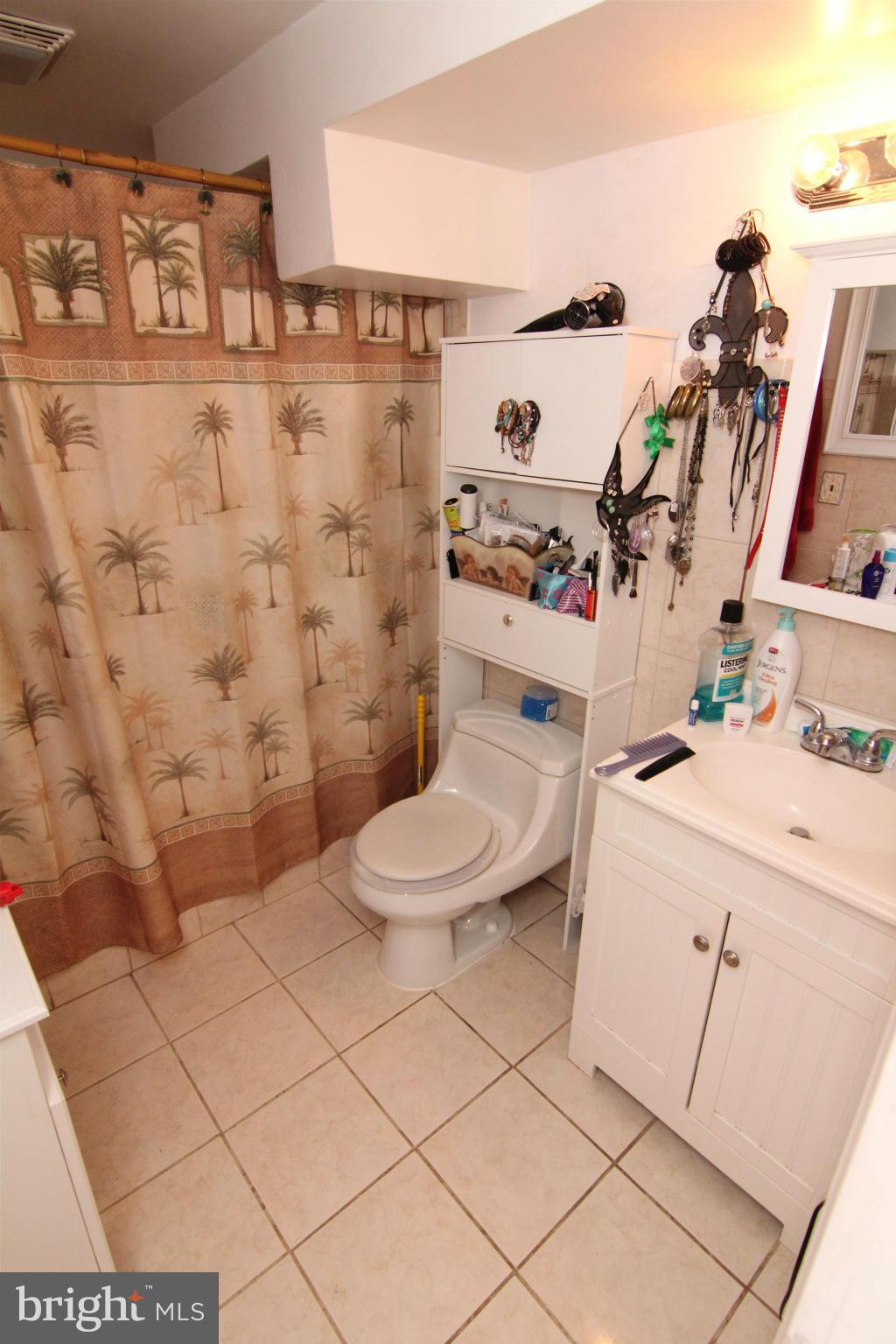 1508 Featherstone Road Woodbridge, VA 22191 - Photo 18 of 22 Bath