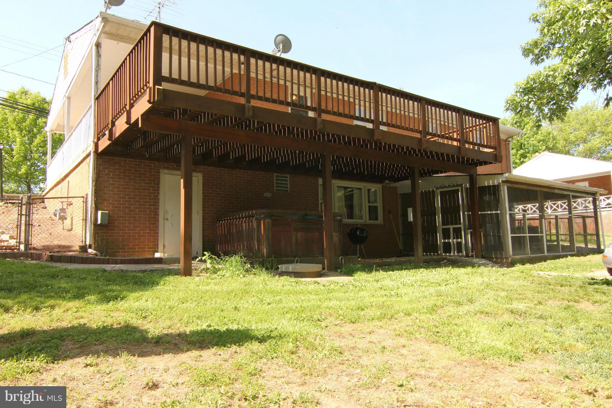 1508 Featherstone Road Woodbridge, VA 22191 - Photo 19 of 22 Exterior (Rear)
