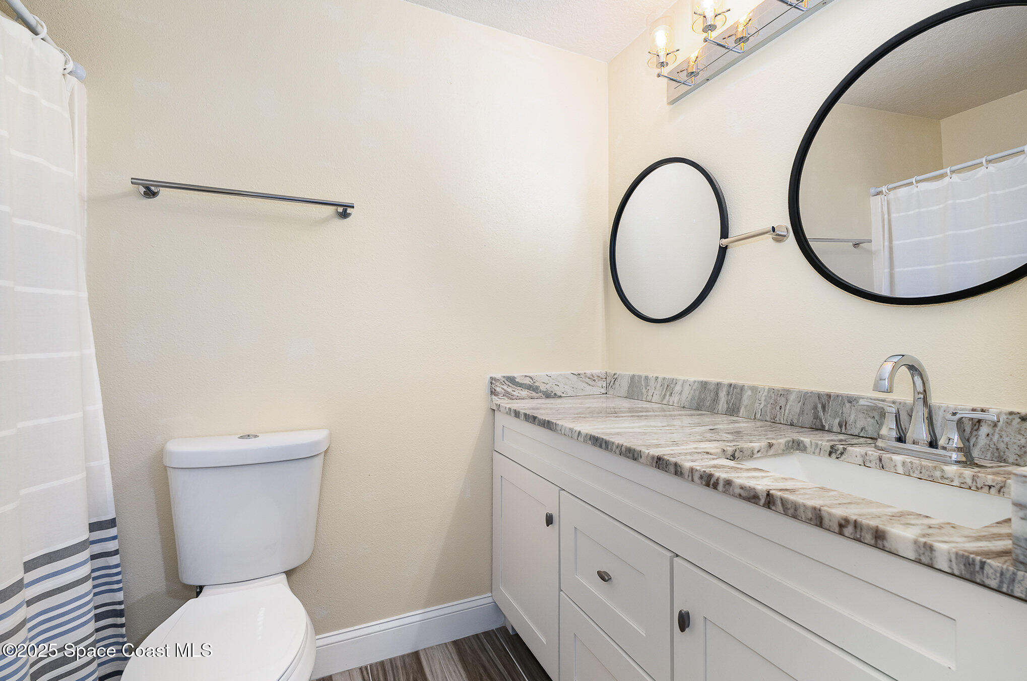 2111 Spring Creek Circle Palm Bay, FL 32905 - Photo 19 of 32 Guest Bathroom