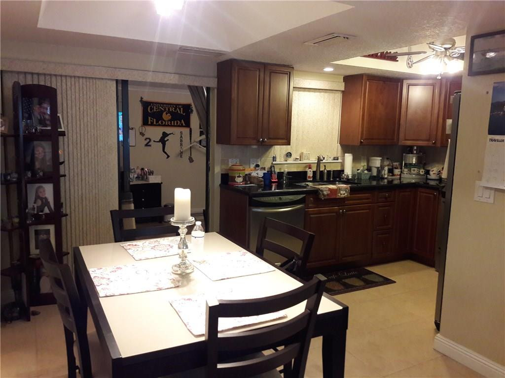 9265 Southwest 61st Way, Unit C Boca Raton, FL 33428 - Photo 8 of 25 Photo 8