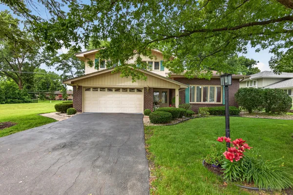 $619,900 | 13030 South Cypress Lane, Palos Heights, IL 60463