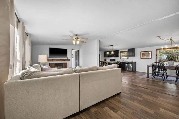 $299,000 | 232 Palace Drive, Cross, SC 29436