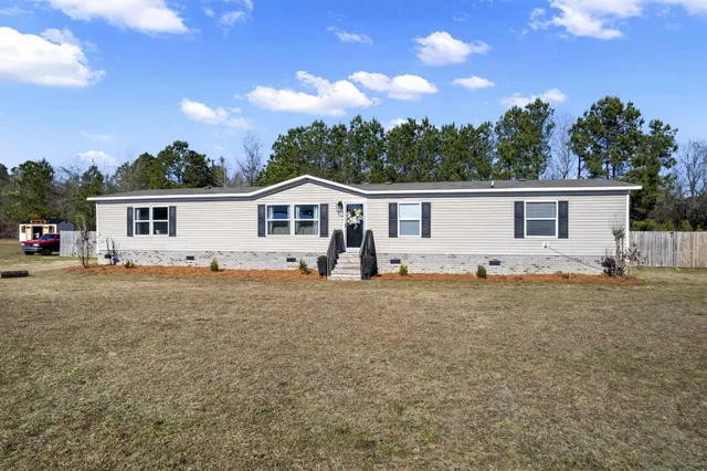 $308,000 | 232 Palace Drive, Cross, SC 29436