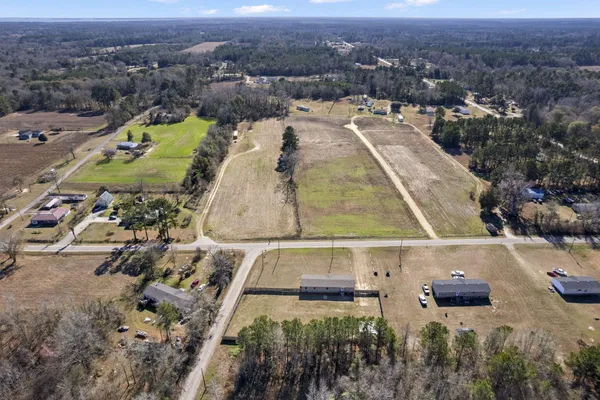 $299,000 | 232 Palace Drive, Cross, SC 29436