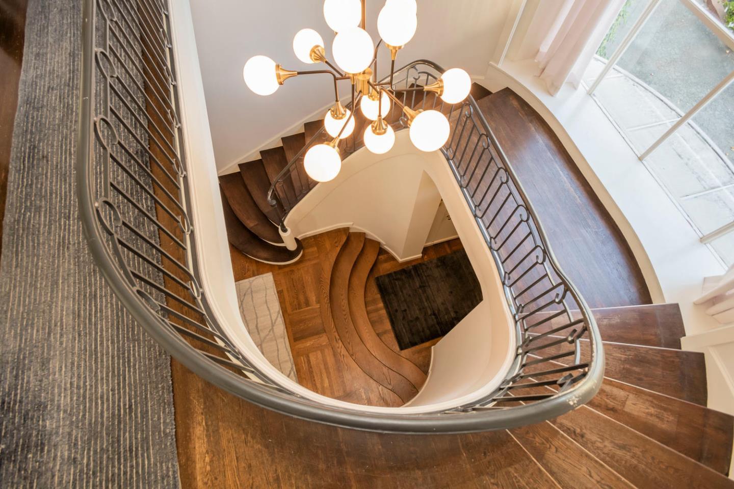 405 Chapin Lane Burlingame, CA 94010 - Photo 7 of 18 a view of entryway