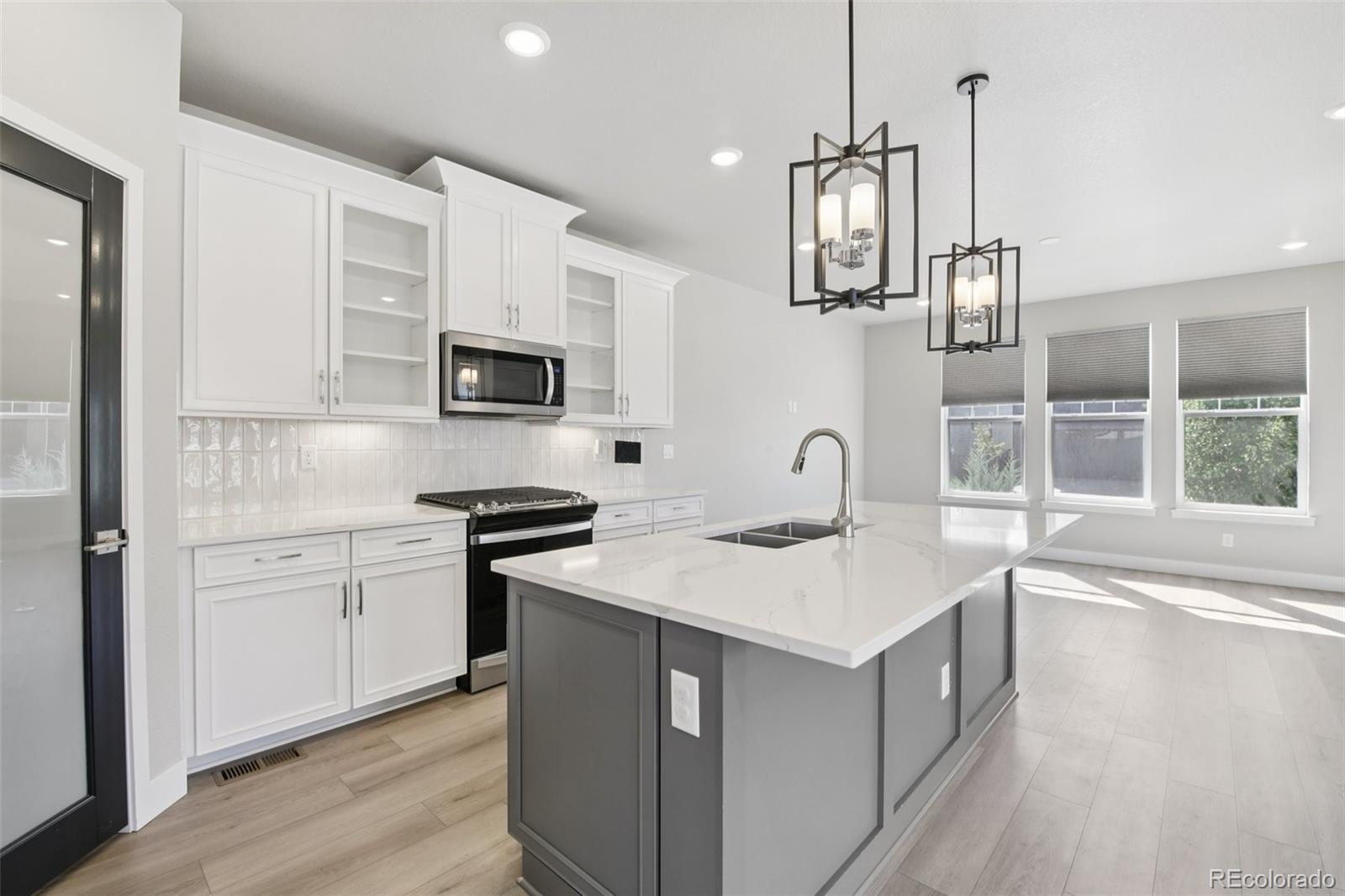 8032 Mount Ouray Road Littleton, CO 80125 - Photo 11 of 38 Gallery Image 11