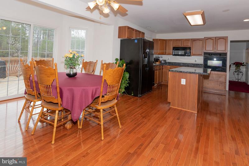13635 Van Doren Road Manassas, VA 20112 - Photo 3 of 24 Kitchen