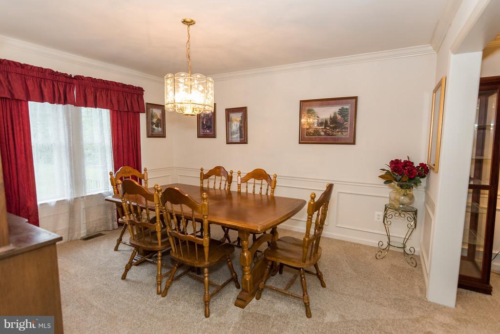 13635 Van Doren Road Manassas, VA 20112 - Photo 8 of 24 Dining Room