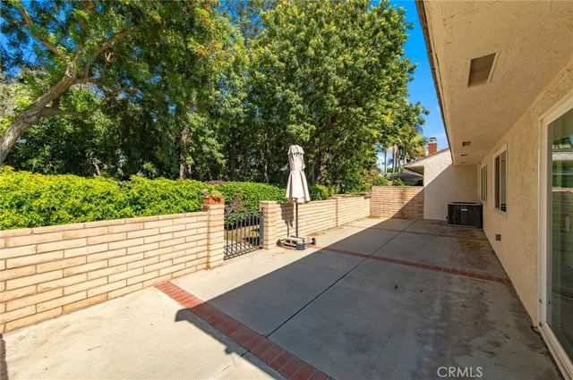 a view of an outdoor space with seating area