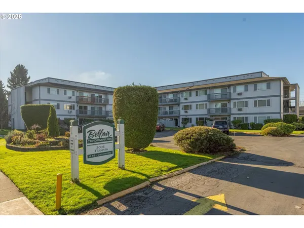 $169,900 | 2005 Tibbetts Drive, Unit 209, Longview, WA 98632